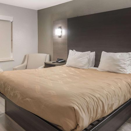 Quality Inn & Suites Fort Worth Zewnętrze zdjęcie
