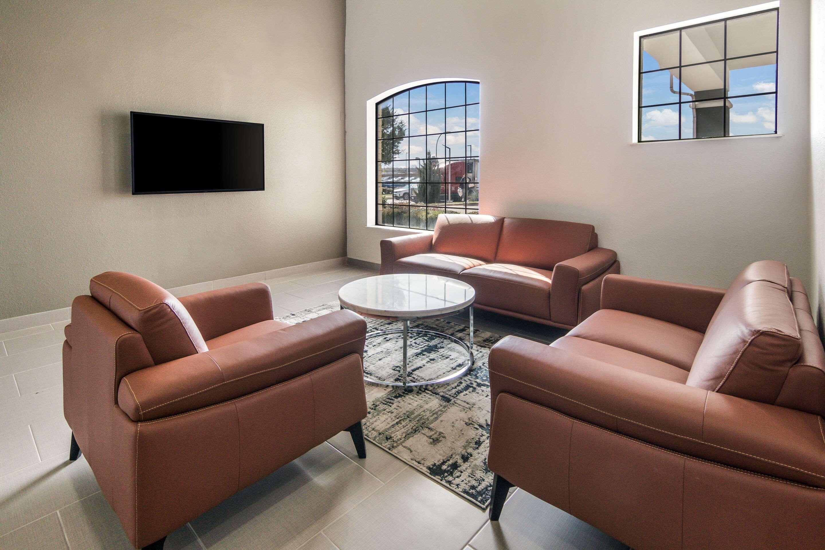 Quality Inn & Suites Fort Worth Zewnętrze zdjęcie