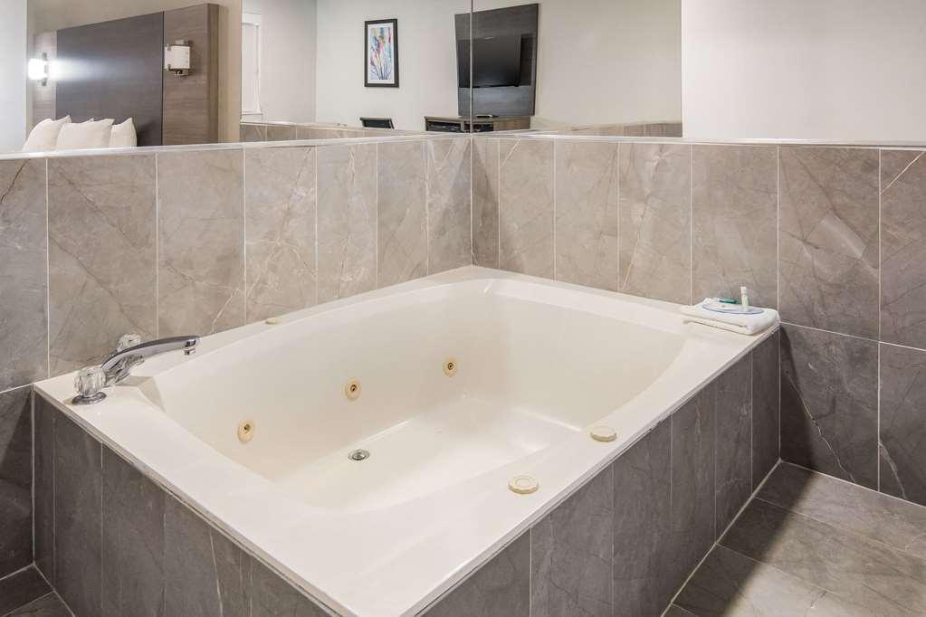 Quality Inn & Suites Fort Worth Pokój zdjęcie