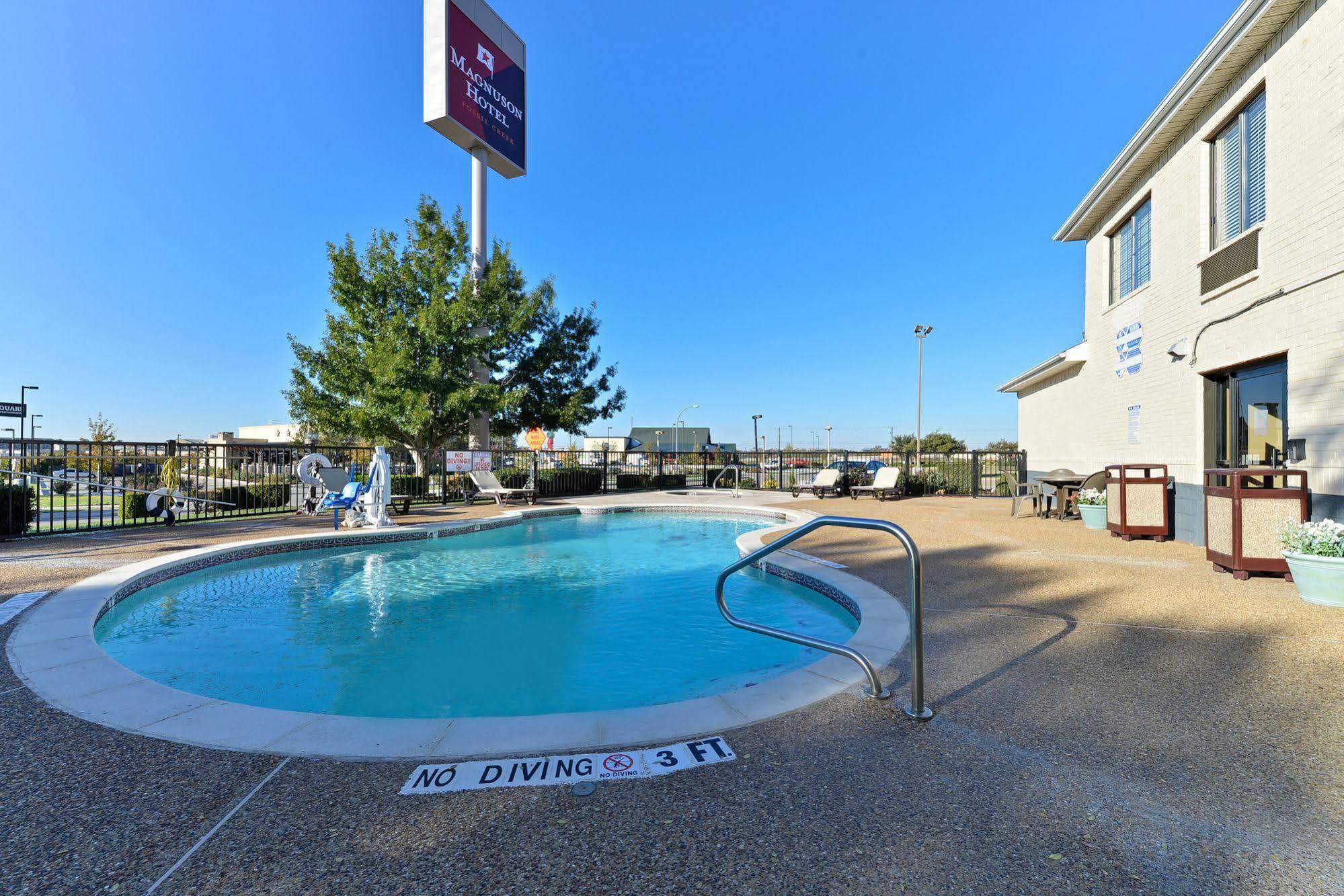 Quality Inn & Suites Fort Worth Zewnętrze zdjęcie